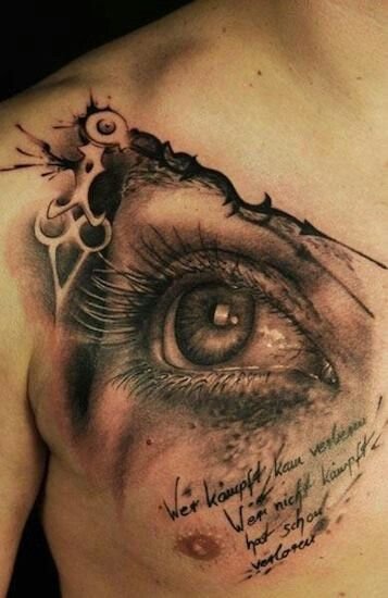 Hình xăm mắt trên ngực, phong cách blackwork chi tiết, độ phân giải HD.
